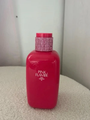 Zara parfym  - Helt ny parfym från Zara i doften Pink flambe