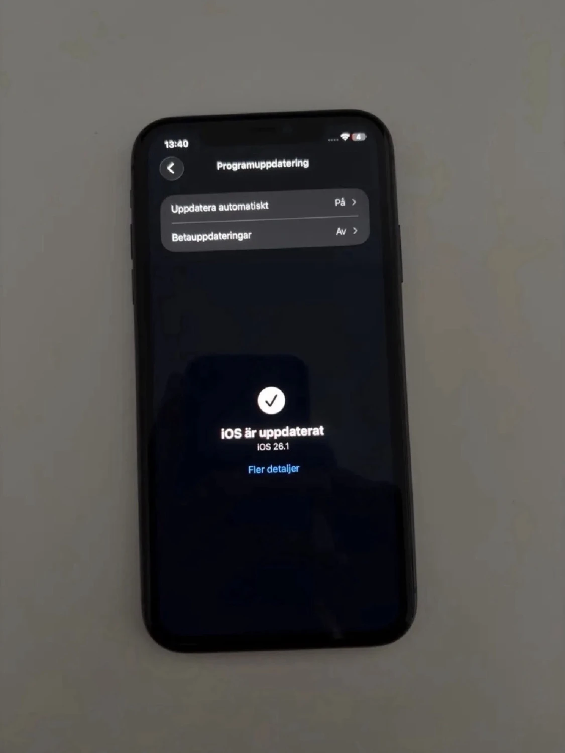 Iphone 11  - 4