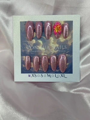 Hibis (XS);Medium Almond