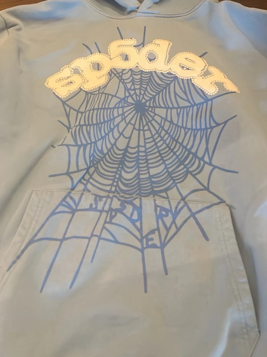 Sp5der, Ljusblå hoodie med spindelnätsmotiv - 1