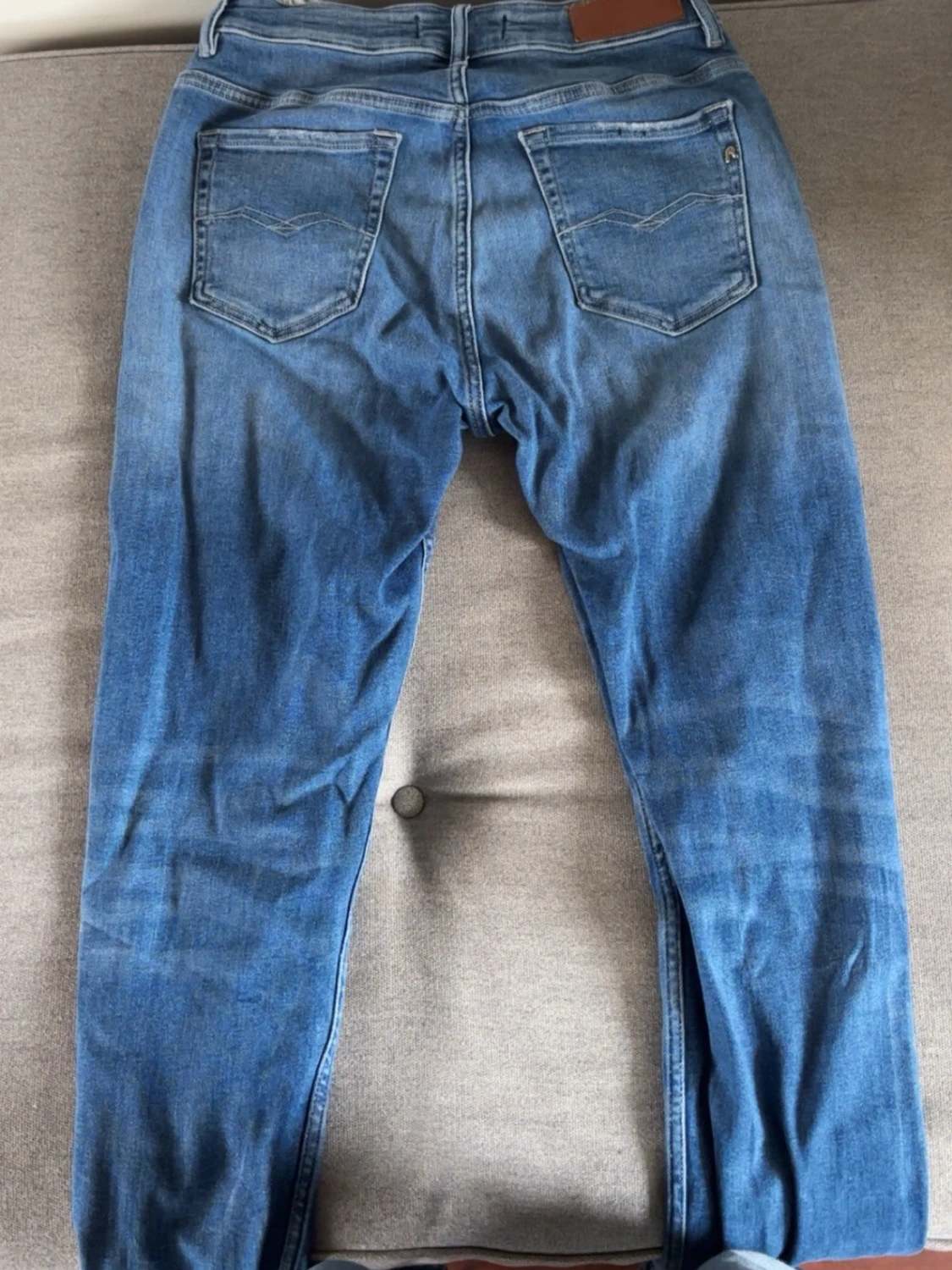 Blå raka jeans med fem fickor - 1