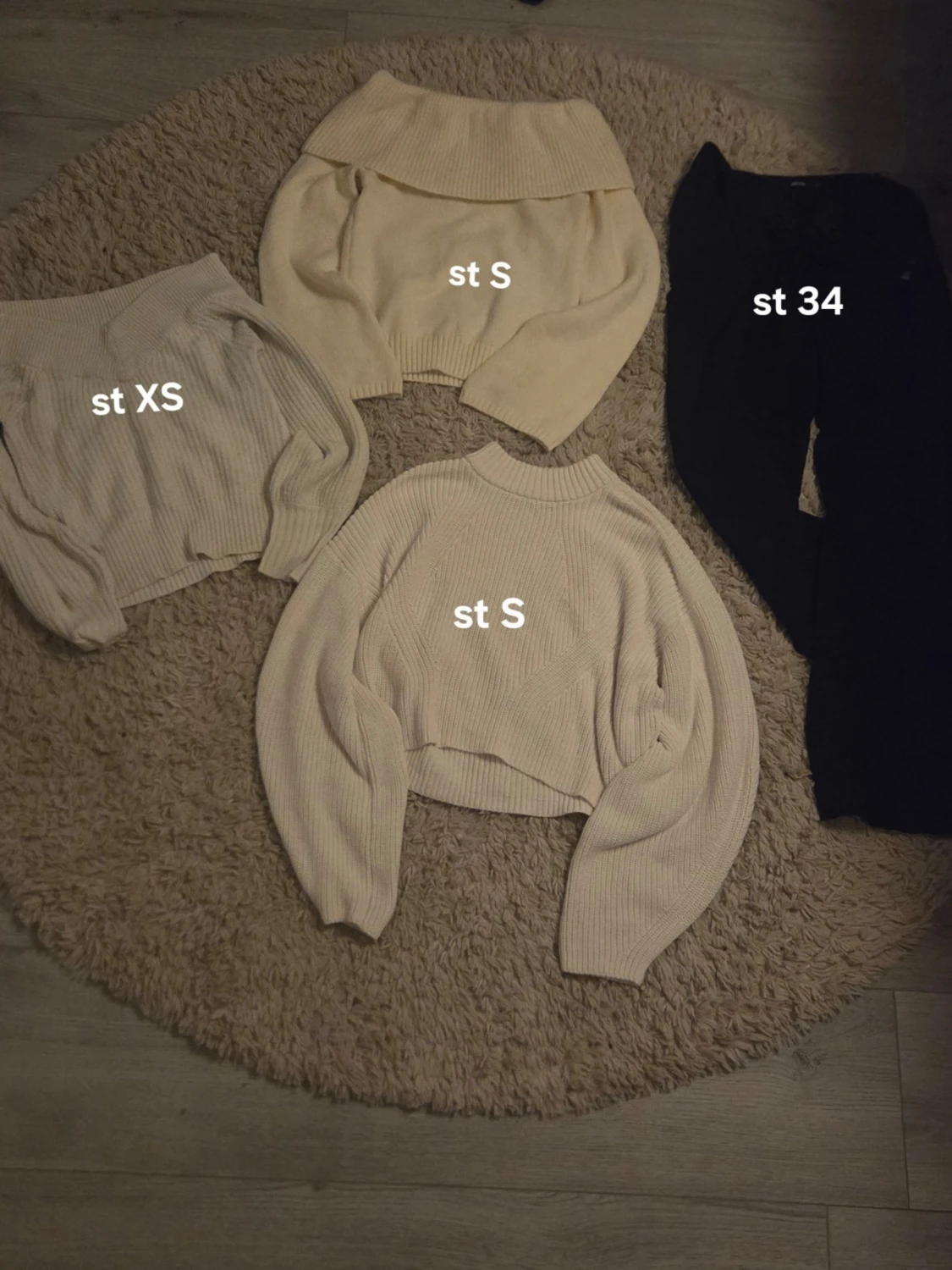 Klädespack Mellan 200-350kr/st - 1