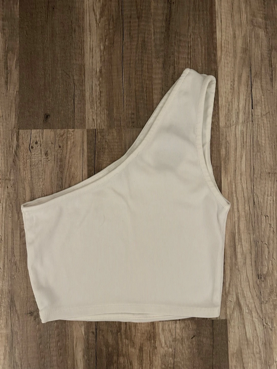 Vit oneshoulder ribbad topp från Pull & Bear - 1