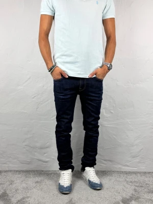Nudie jeans  - Ett par riktigt snygga jeans från Nudie i storlek W29 L34 i modellen Thin Finn