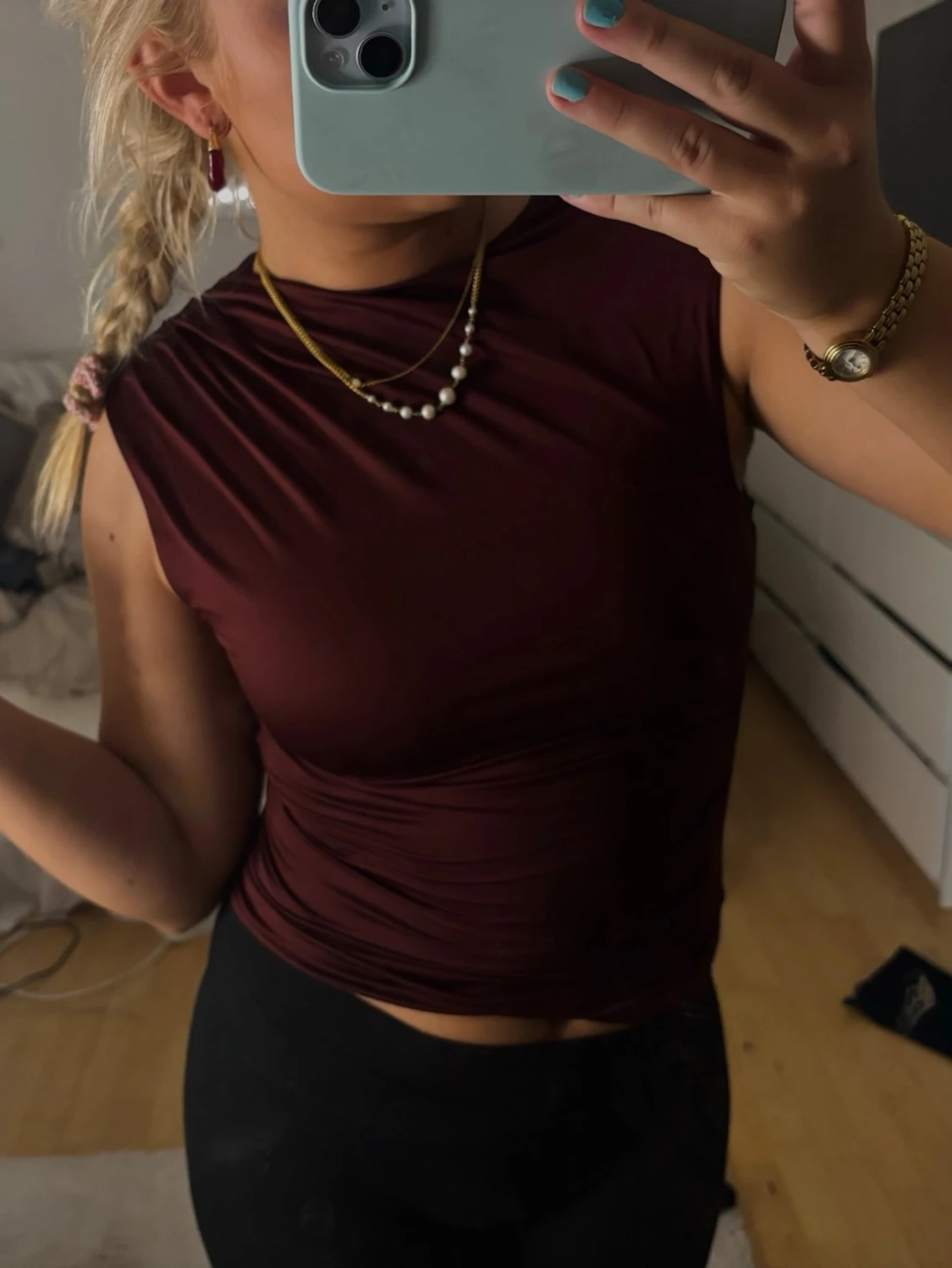 Vinröd ärmlös croppad topp - 1