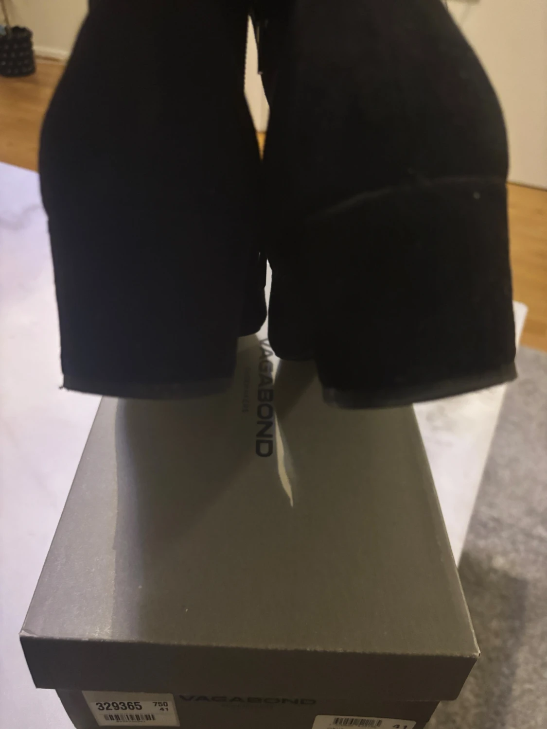 Svarta mocka boots från DIN SKO - 2