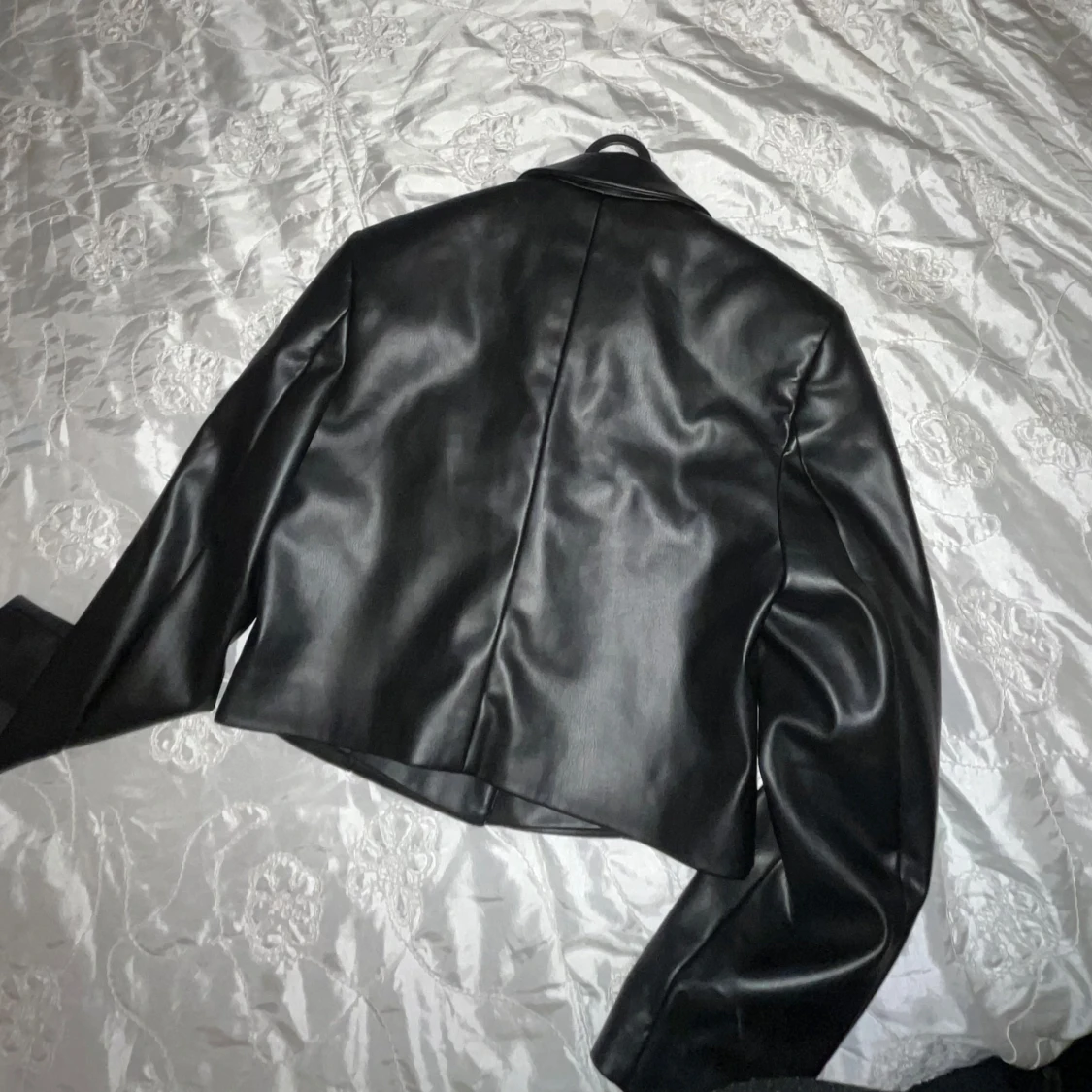 Svart skinnjacka från Zara - 2