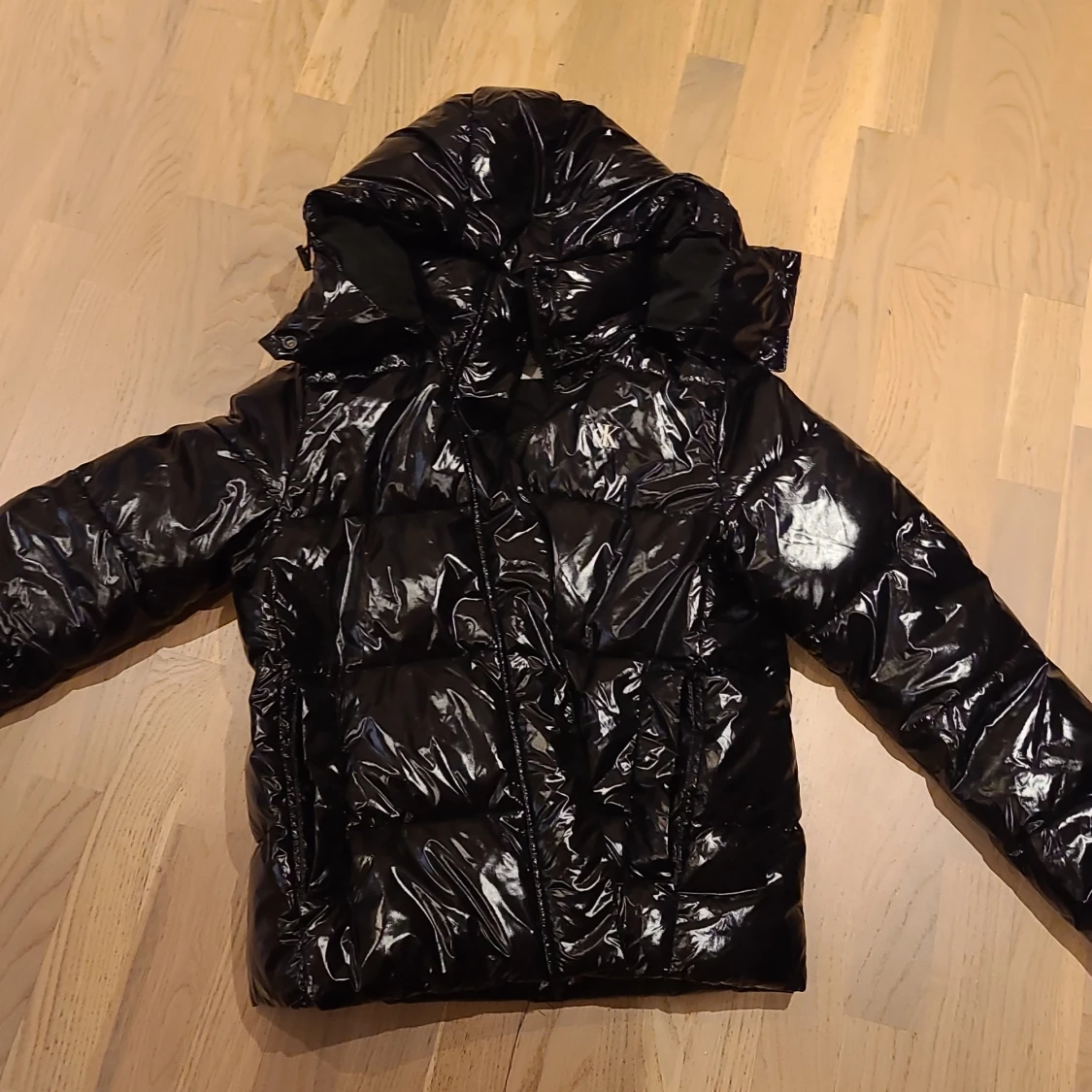 Glansig pufferjacka från Calvin Klein Jeans - 2