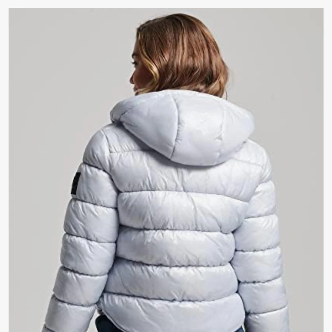 Ljusblå pufferjacka med huva - 93