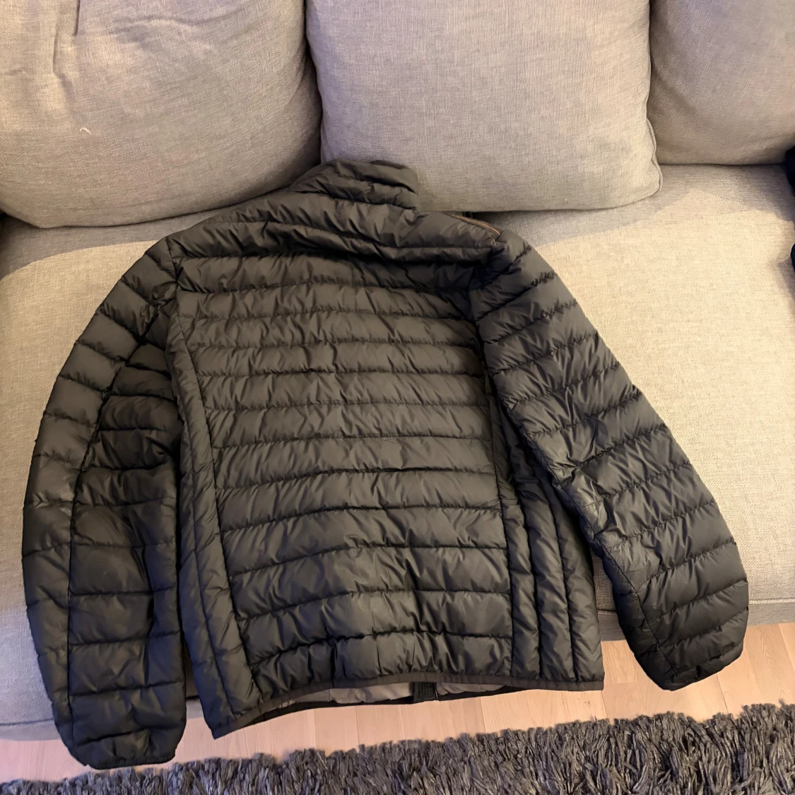 Svart lättviktsdunjacka Parajumpers - 1