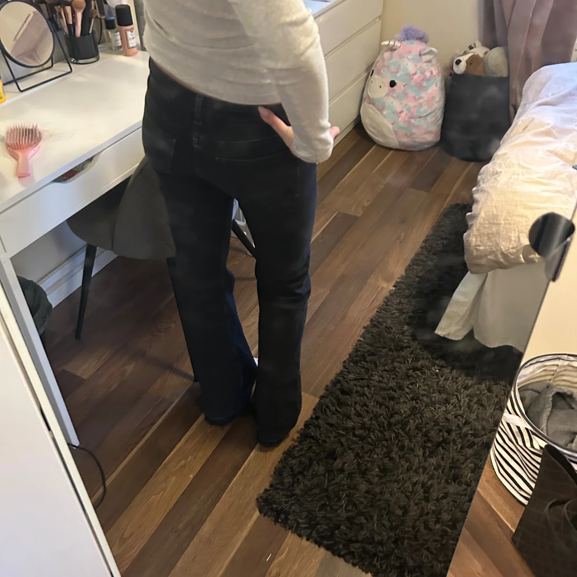 Svarta bootcut jeans låg midja - 2