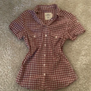 Fin skjorta - Fin skjorta. Kommer en till användning. Fint skick. Från hm