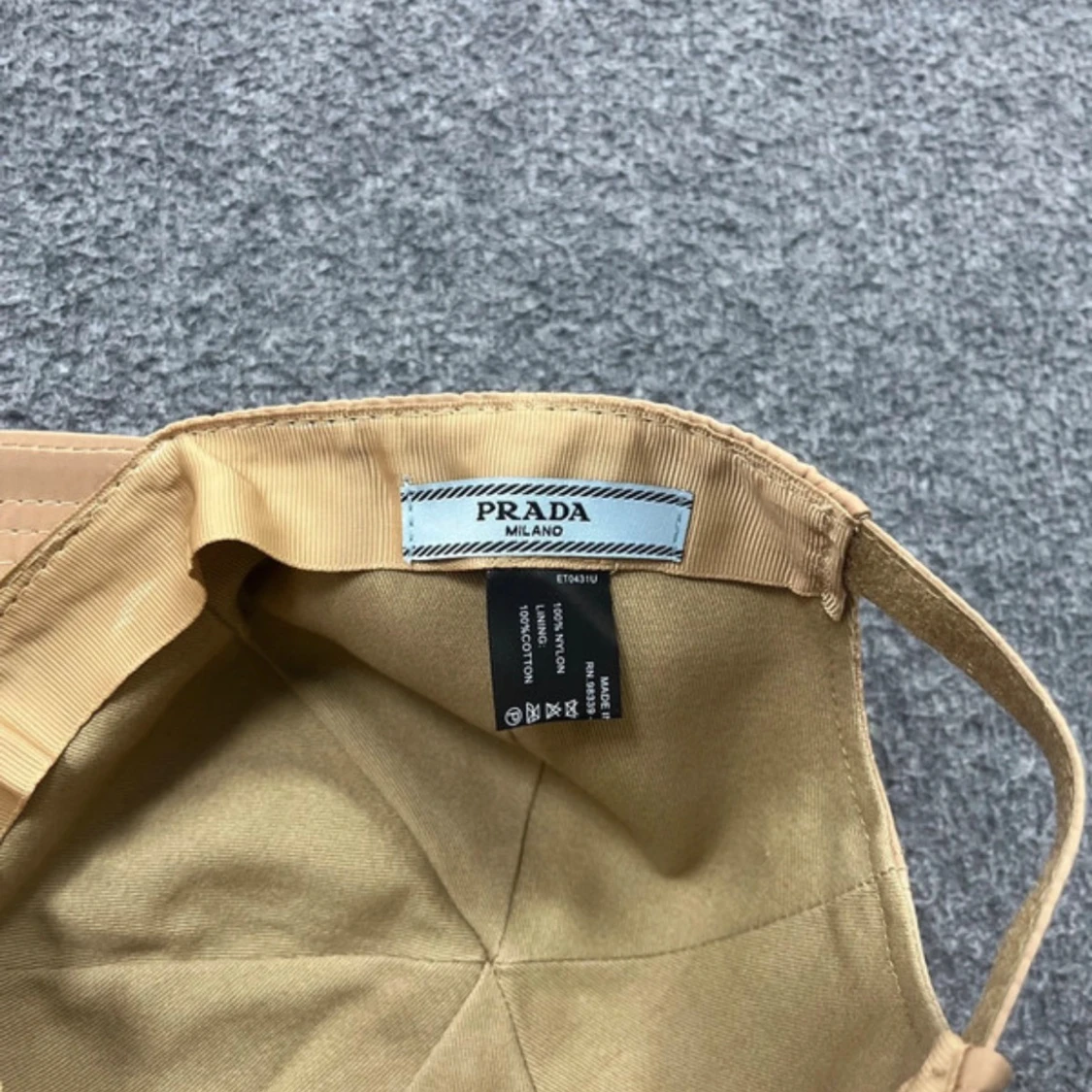 Prada Keps - 2