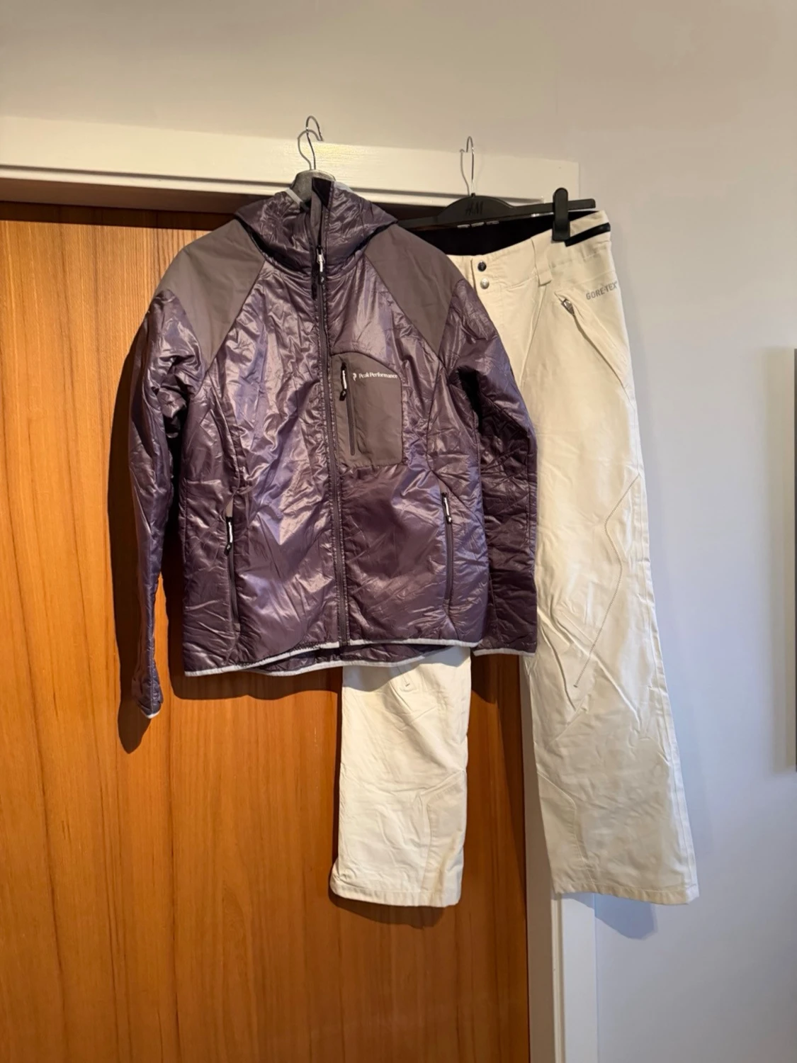 Peak performance  Primaloft jacka  - 1