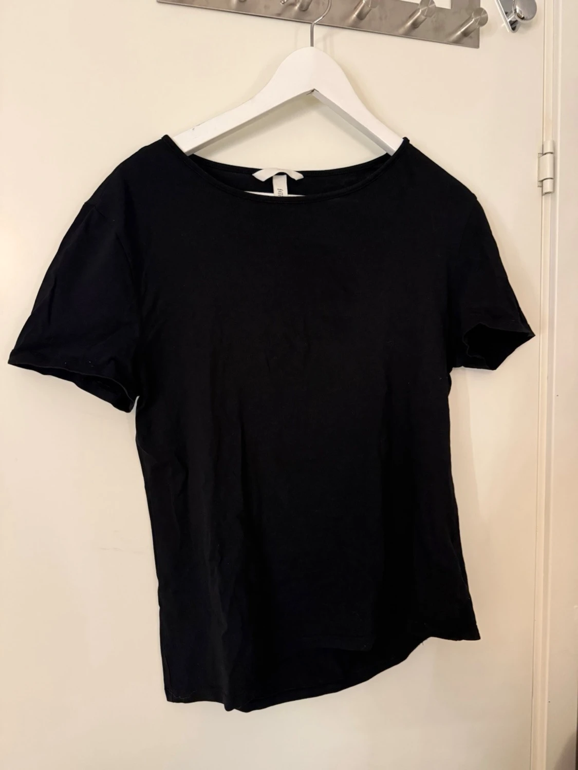 Svart basic t-shirt från H&M
