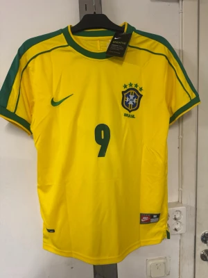 Brasilien Ronaldo - Ny storlek M - Helt ny storlek M - Brasilien Ronaldo