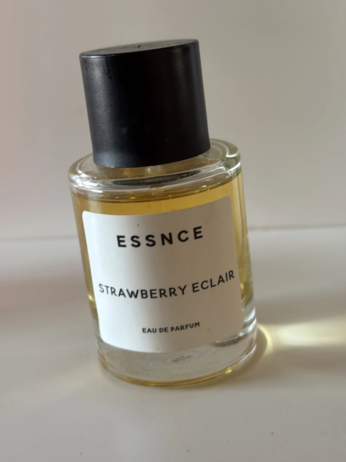 Strawberry Eclair Eau de Parfum