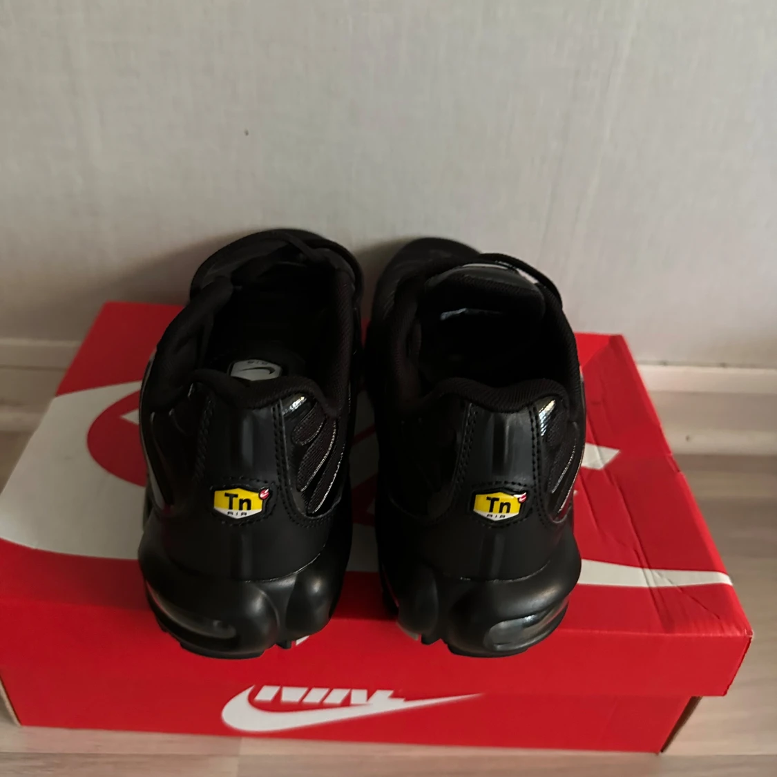 Nike Air Max Plus svarta sneakers - 2