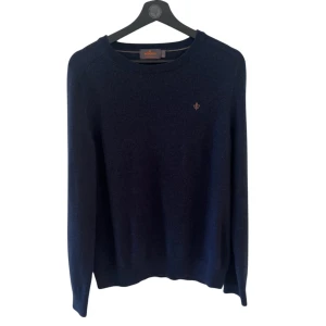 MORRIS MERINOULL TRÖJA - Morris tröja - Sitter som M (står XL på lappen) - 100% merinoull - Mycket fint skick - Hör av er vid minsta fundering // Deluxecloset 