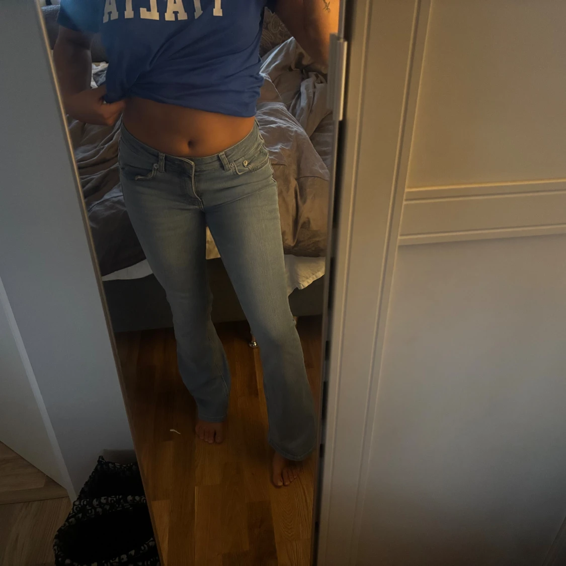 Bootcut jeans i ljusblå denim XS