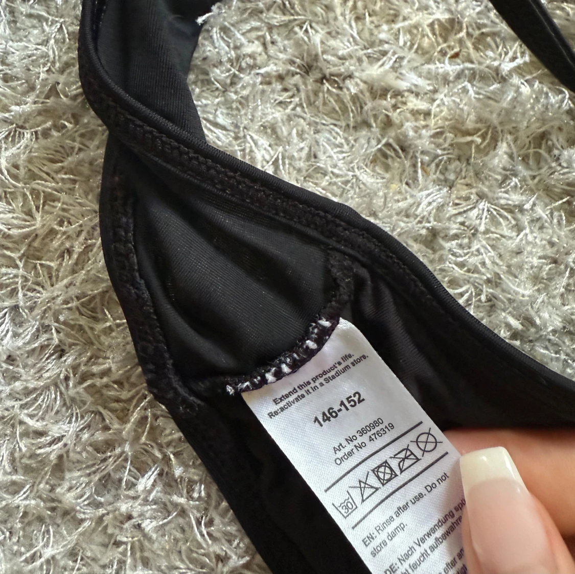 Svart bikiniöverdel  - 1