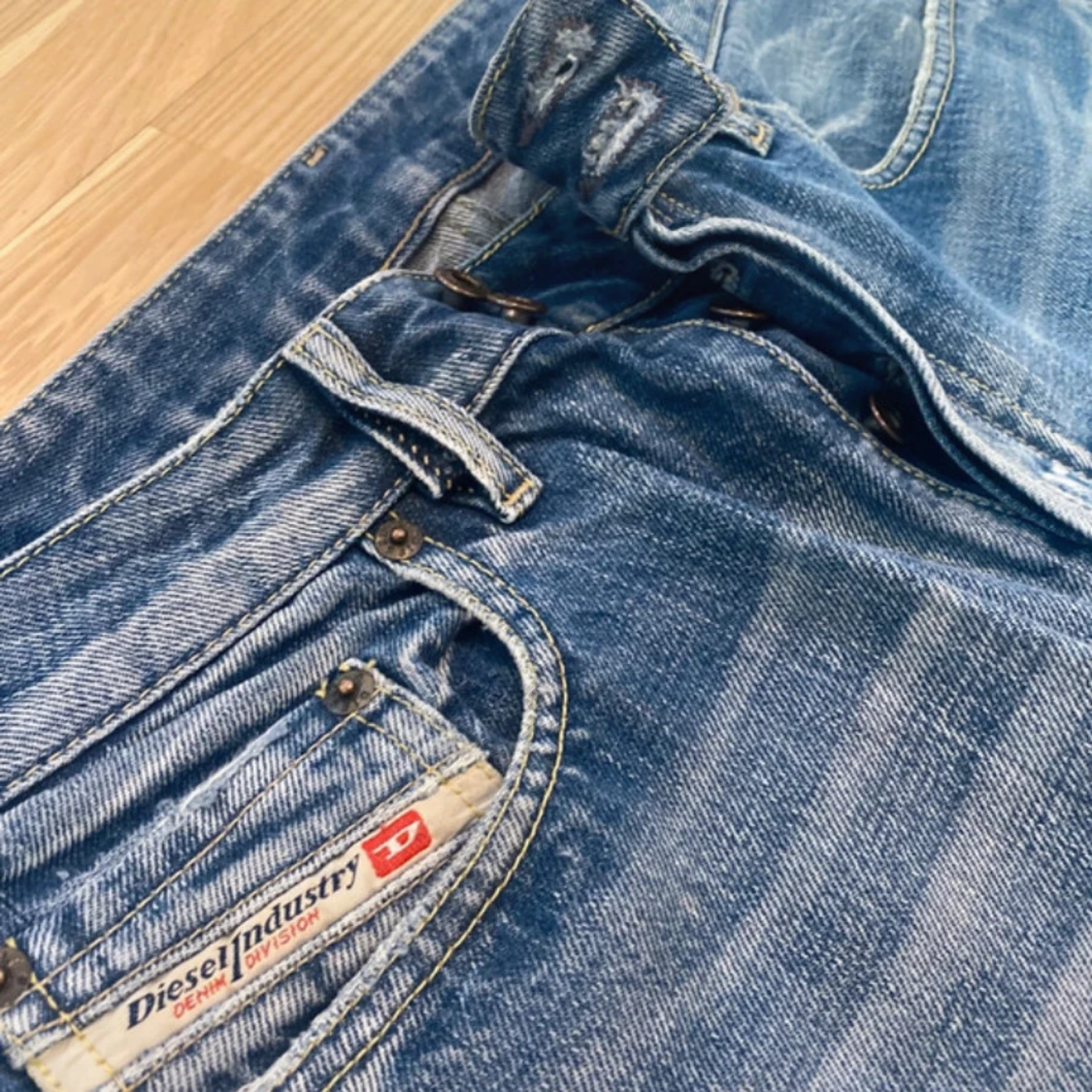 Blå raka jeans från Diesel - 2