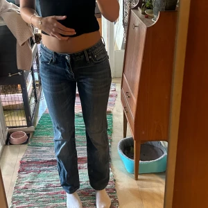 Crocker Jeans  - Super fina låga jeans från Crocker. 💕💕 Storlek 29 men ganska små i storleken tycker jag