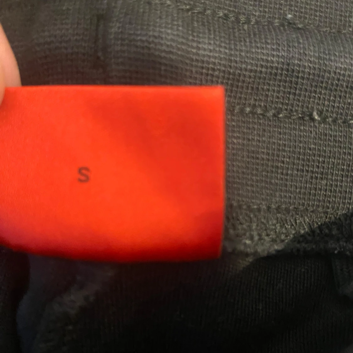 Svarta mjukisbyxor från Hugo Boss - 2