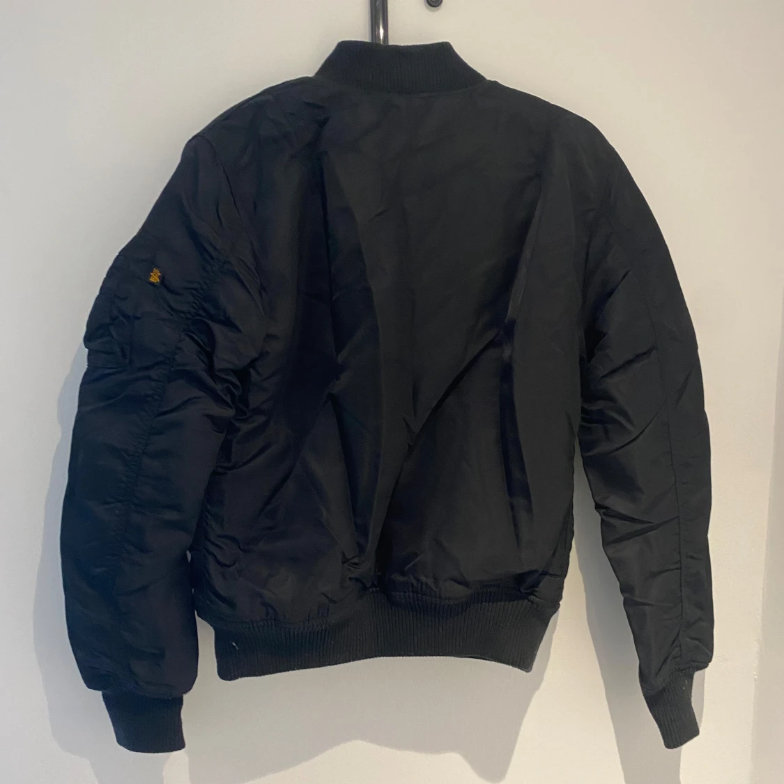Svart bomberjacka Alpha Industries - 3