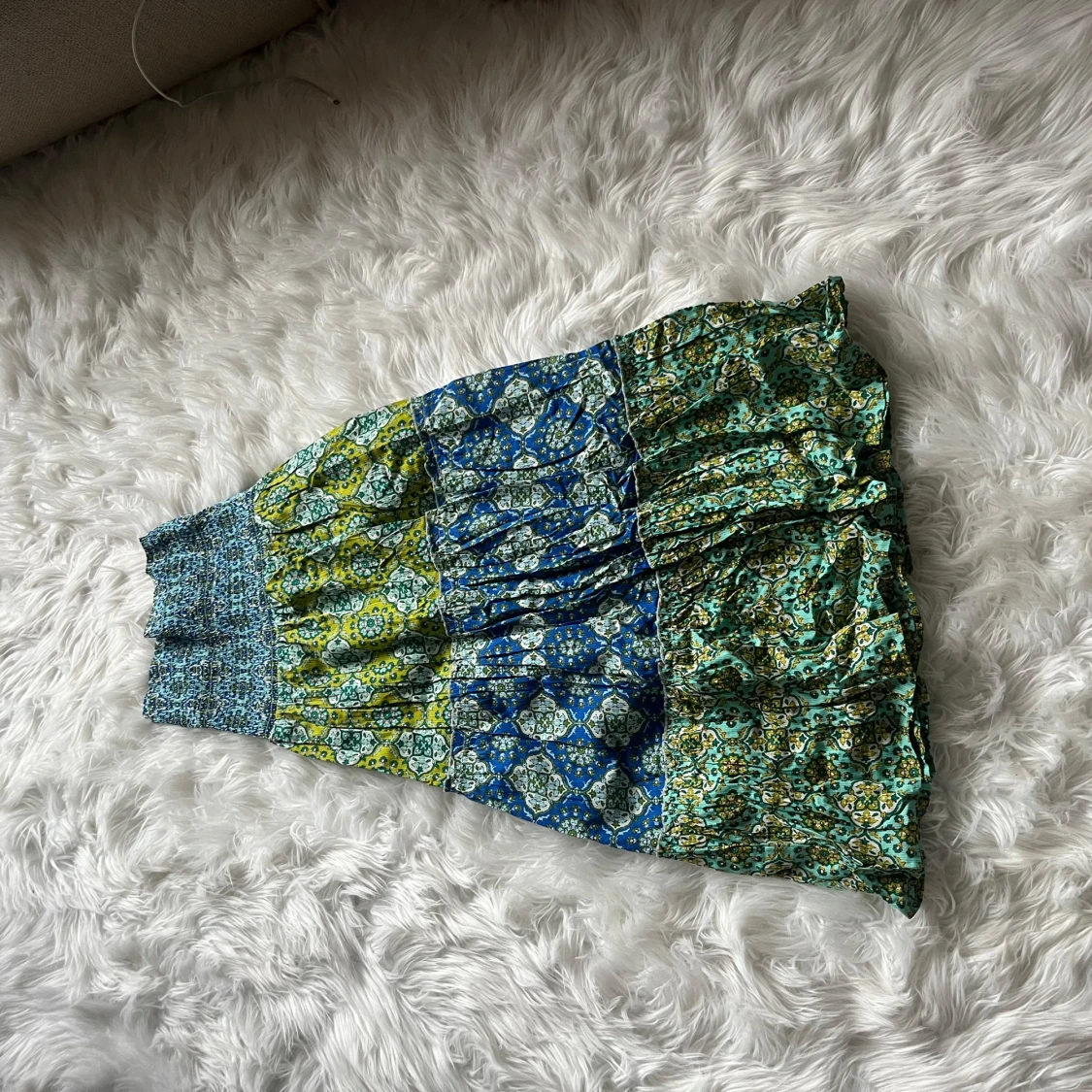 Mönstrad blågrön kjol från Zara