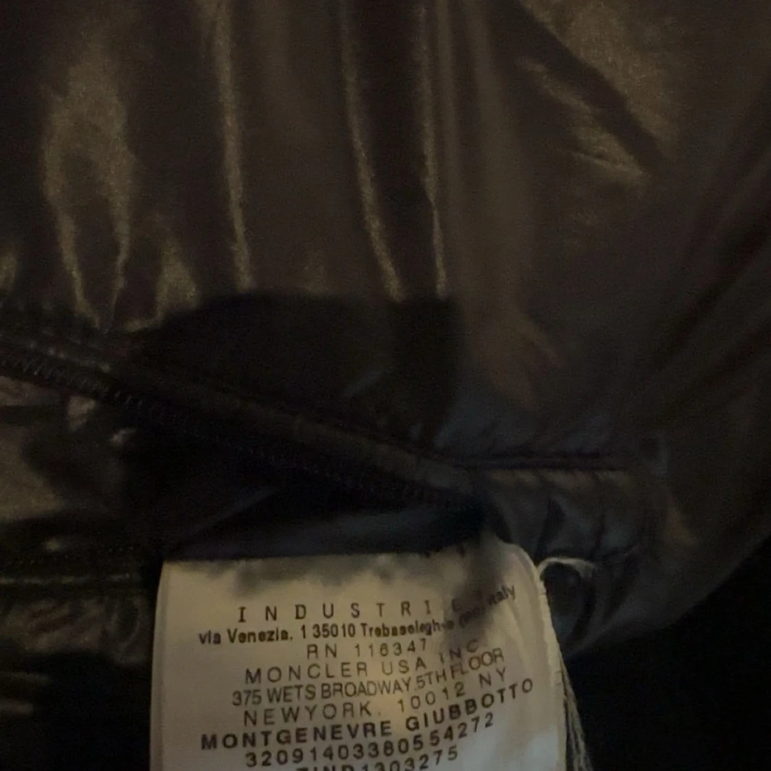 Svart Moncler pufferjacka med huva - 3