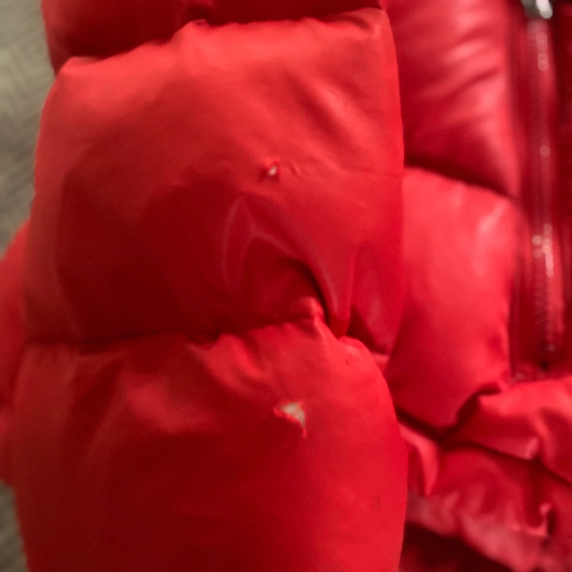 Röd Moncler pufferjacka med dragkedja - 3