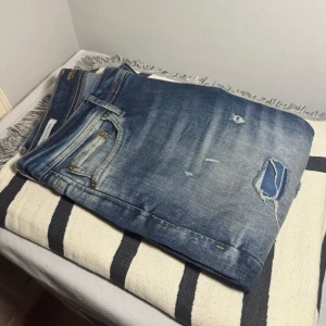 Jack and Jones jeans  - Storlek: 30/34 | modell: slim/glenn | skick: 8/10 | pris: 249kr