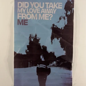 Did You Take My Love Away From Me? - En stor Billie Eilish affisch! Bred 60 cm och längd 90cm