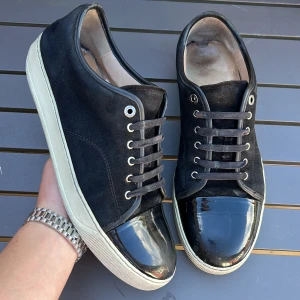 Lanvins - Säljer dessa supersnygga lanvins i uk10/44! Skick: 8/10! Nypris 4999kr! Postar samma dag som köp! Hör av dig vid frågor eller minsta fundering 🤩