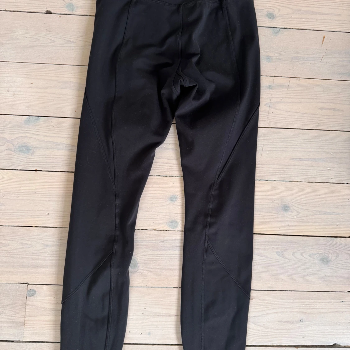 Svarta leggings från Stronger XS - 1