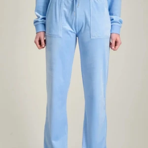 Ljusblå juicy byxor  - Säljer mina juicy byxor då dom är alldeles för stora och inte kommer till nån användning.