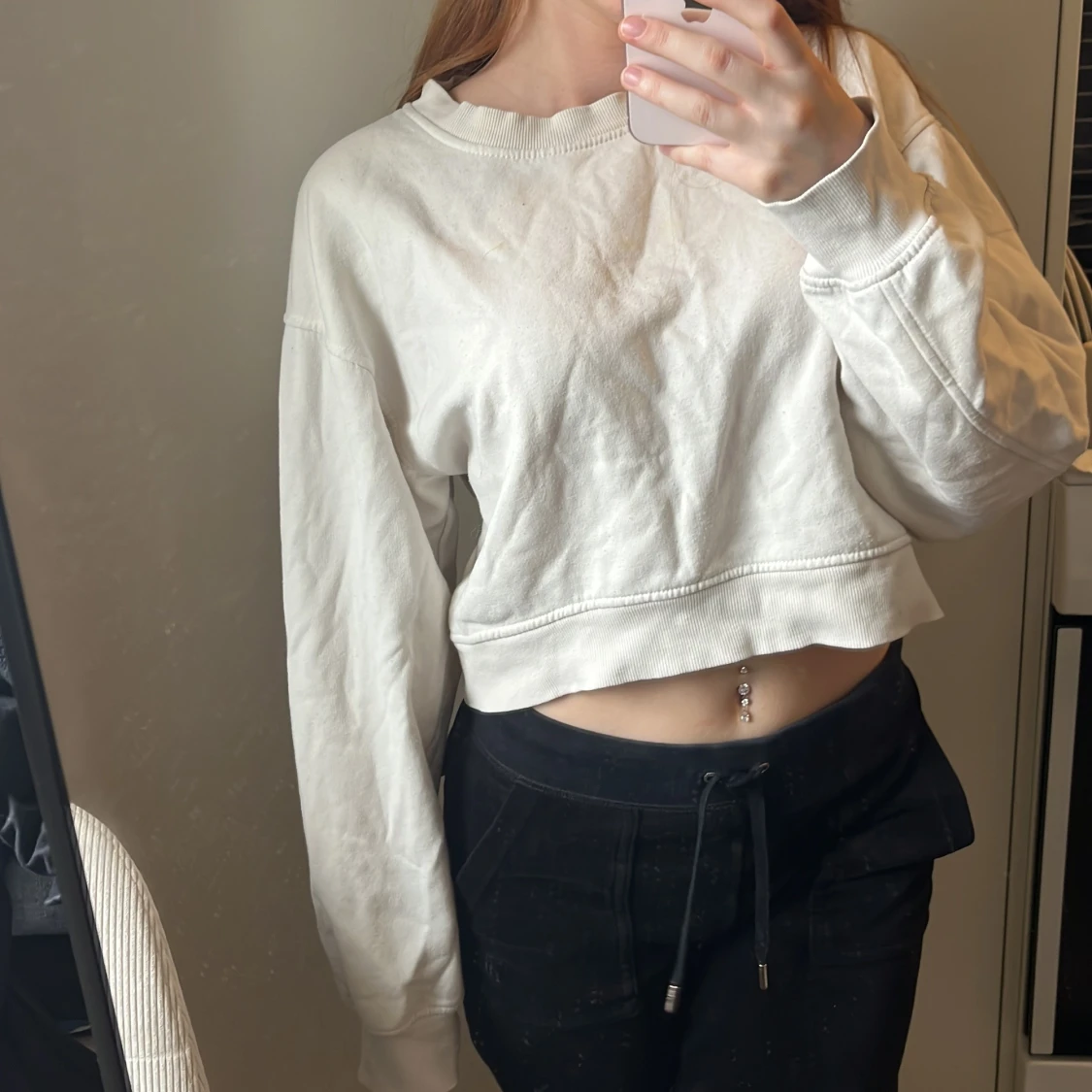 croppad sweatshirt med långa ärmar