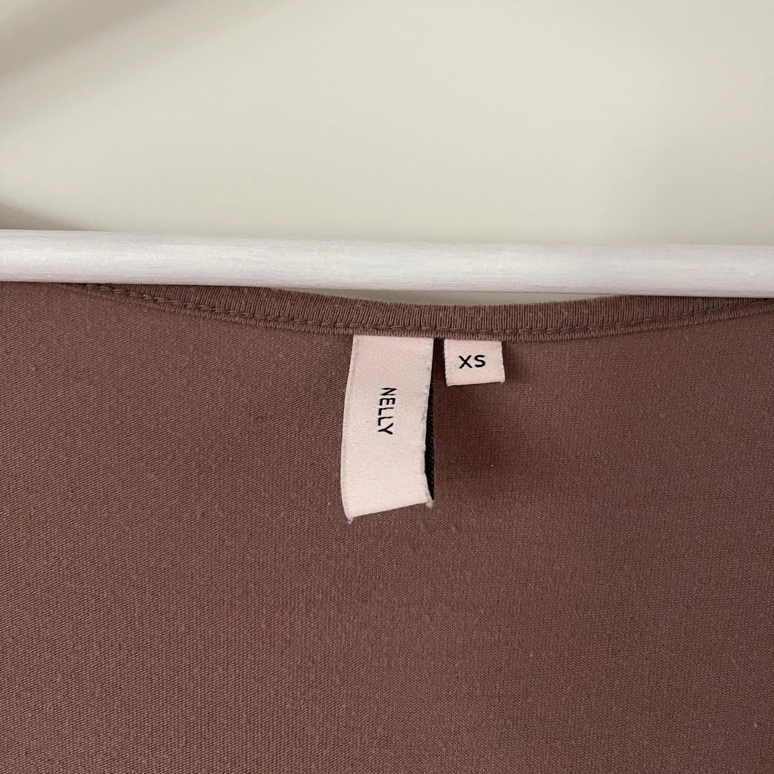 Brun långärmad maxiklänning Nelly XS - 2