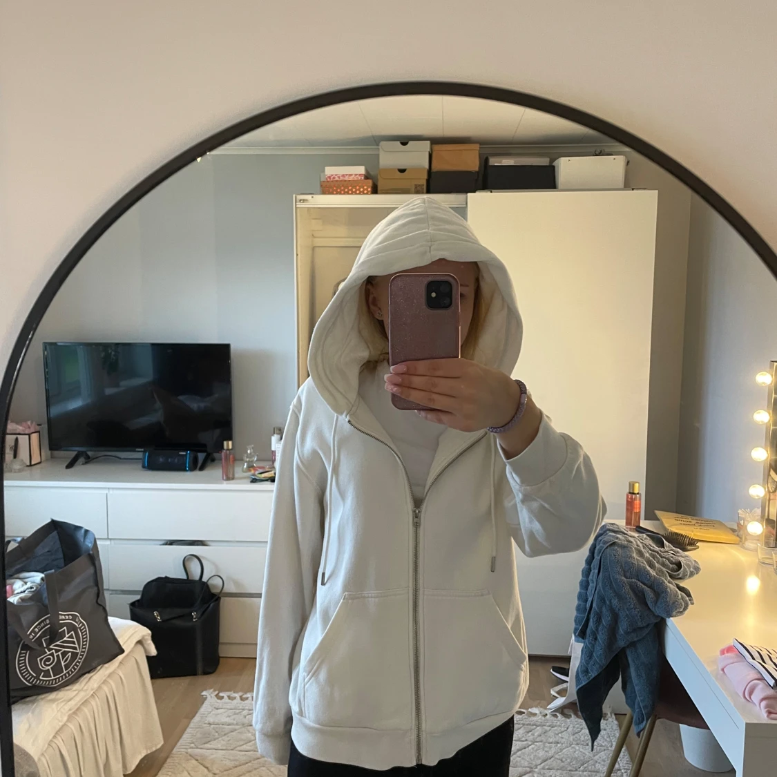 Vit hoodie med dragkedja  - 1