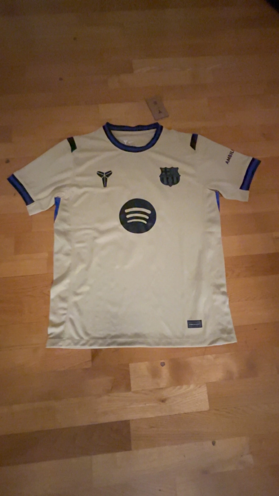 Barcelona Lamine Yamal Nike Dri-Fit tröja