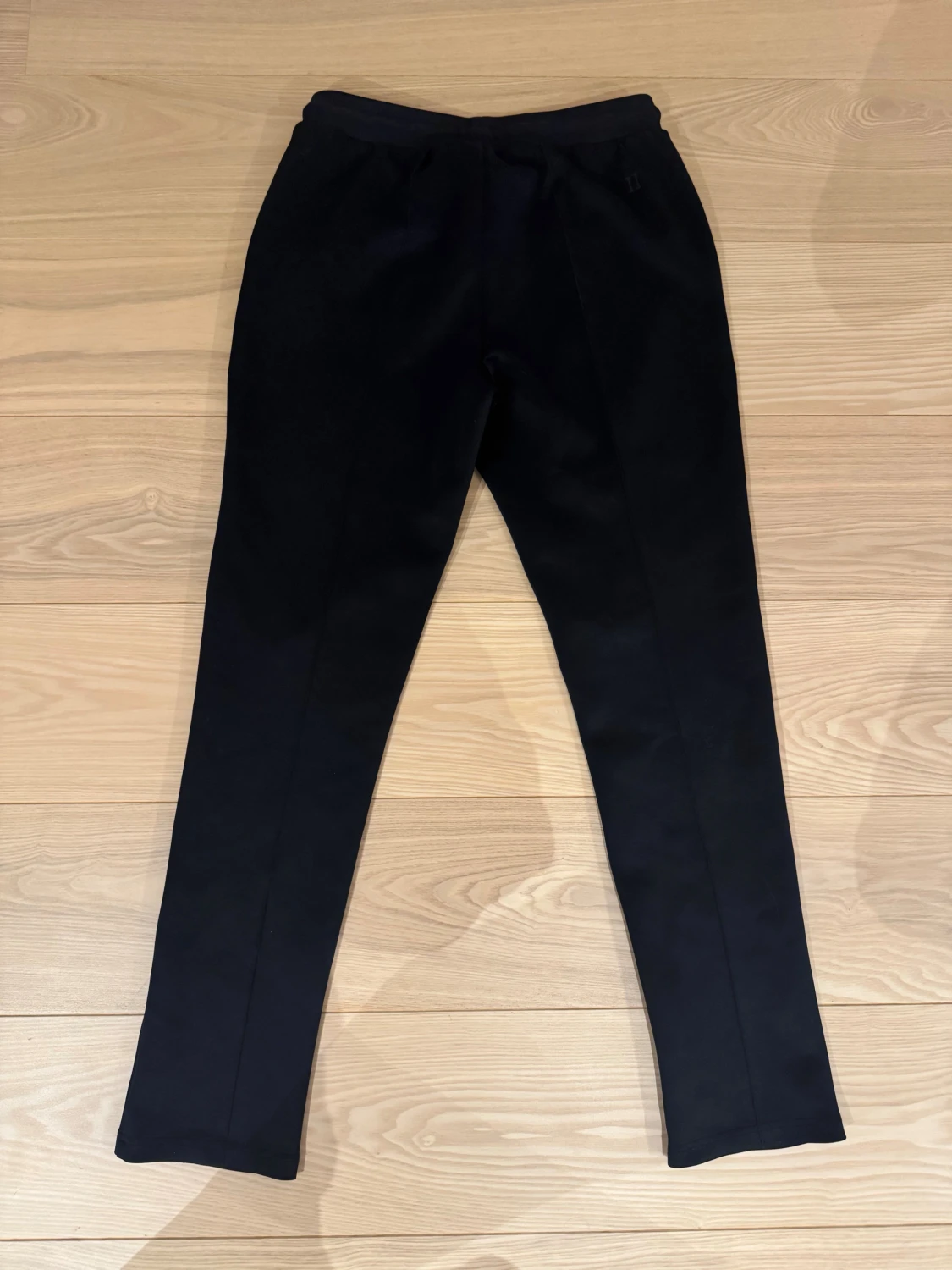 Mörkblå/svarta byxor från Les Deux - 1
