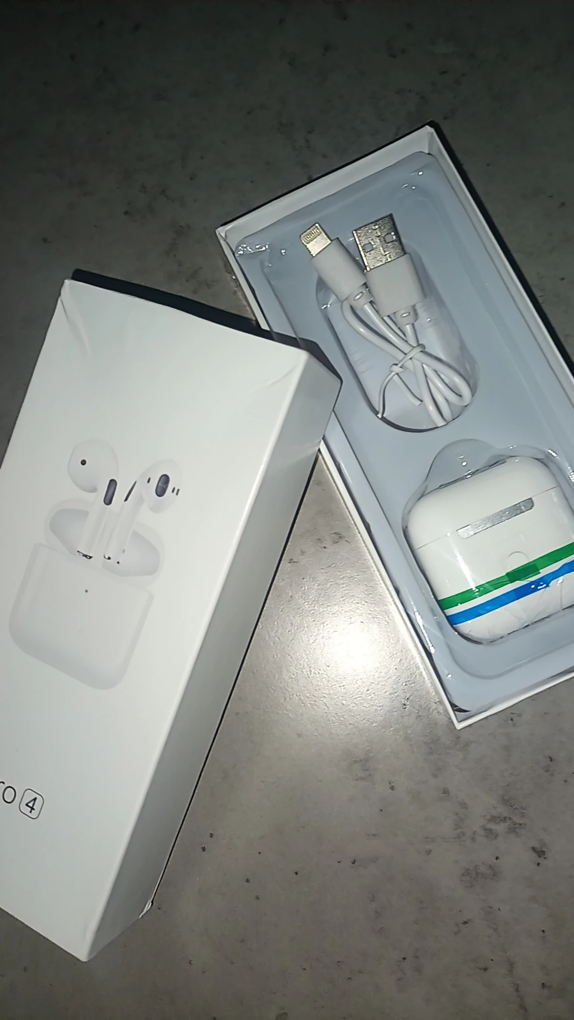 Pro 4 trådlösa hörlurar - 2