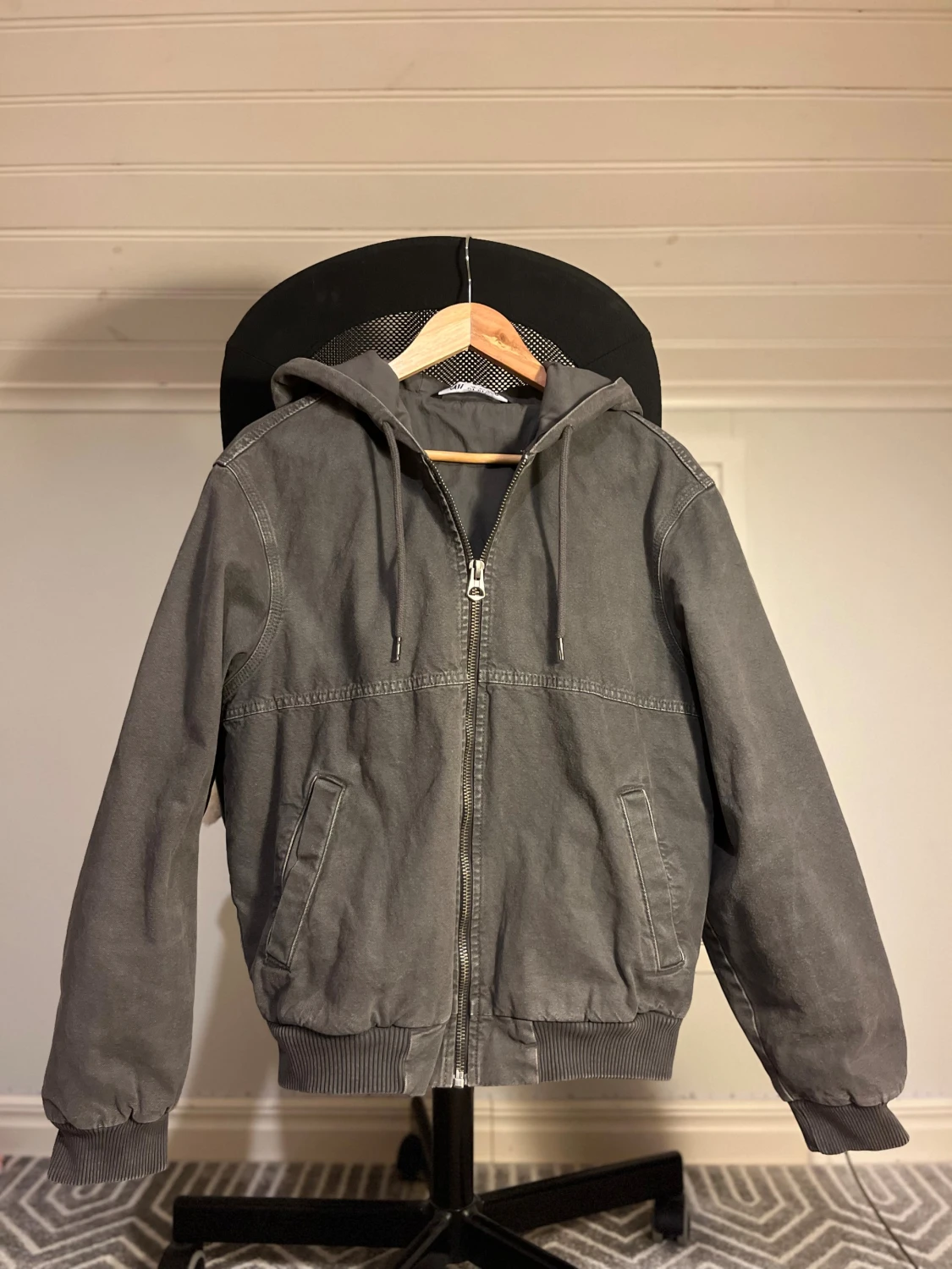 Grå jacka från Zara