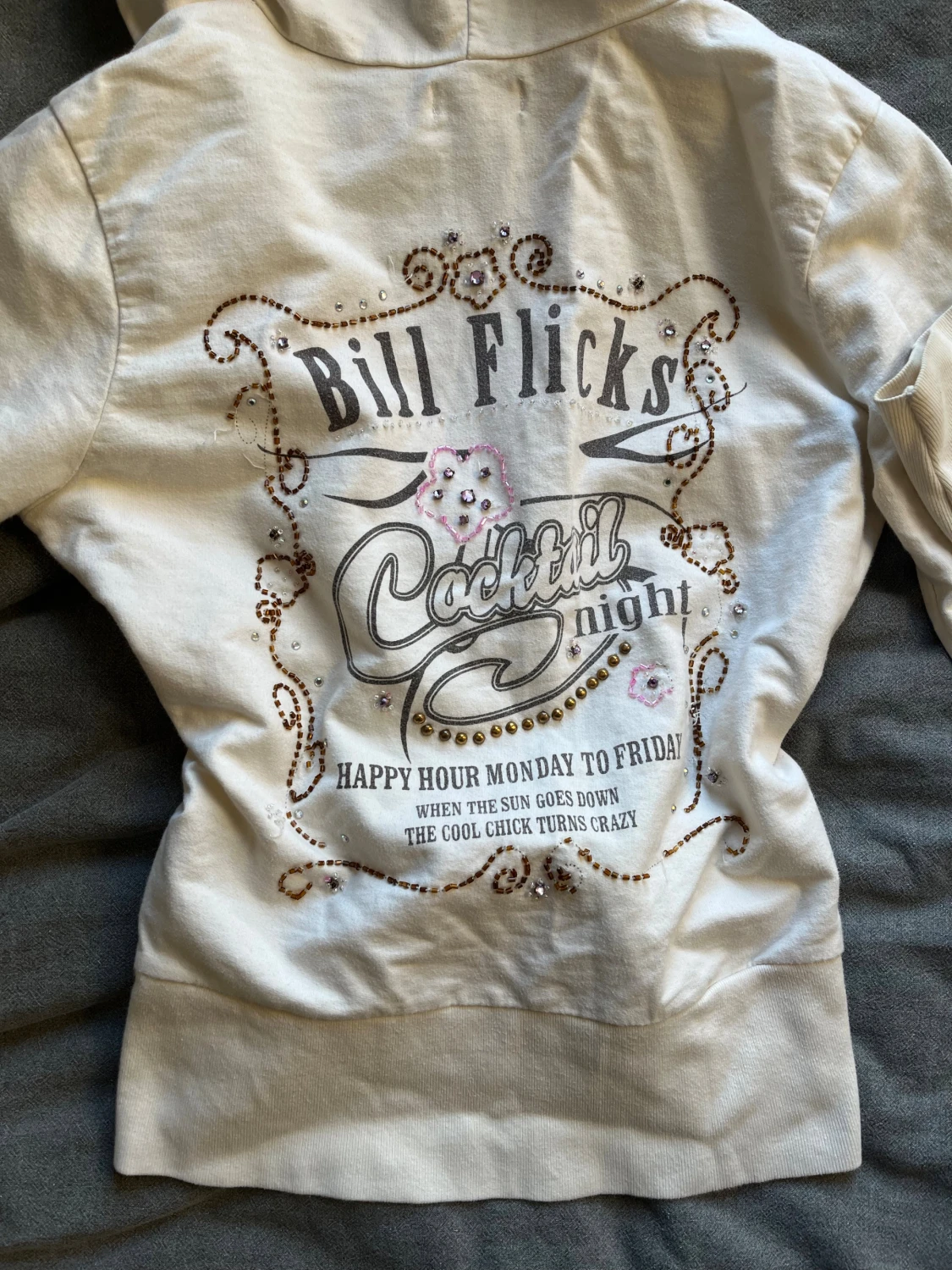 Vit hoodie med paljetter från ONLY - 2