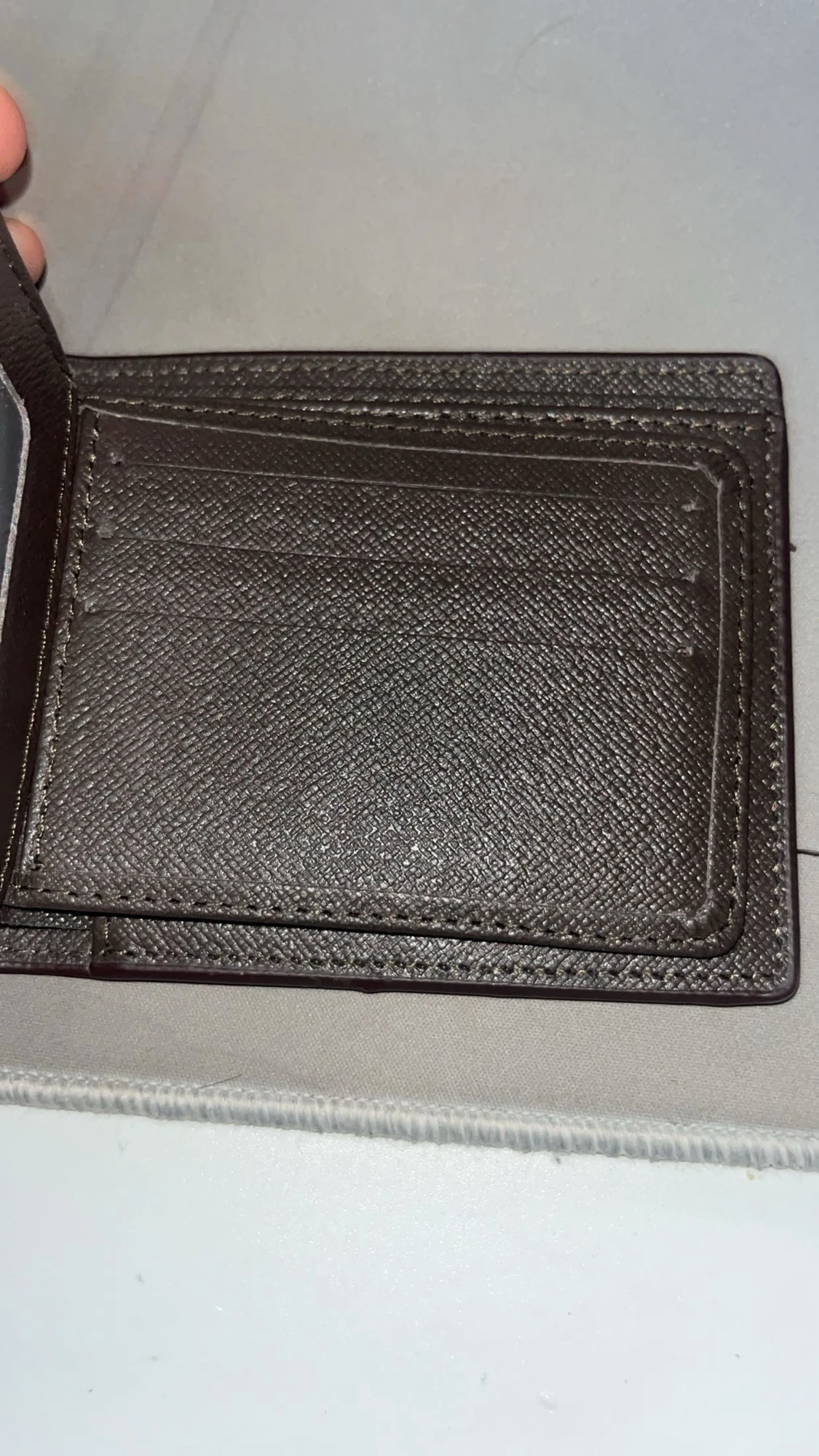 Säljer nu denna gg plånbok - 2