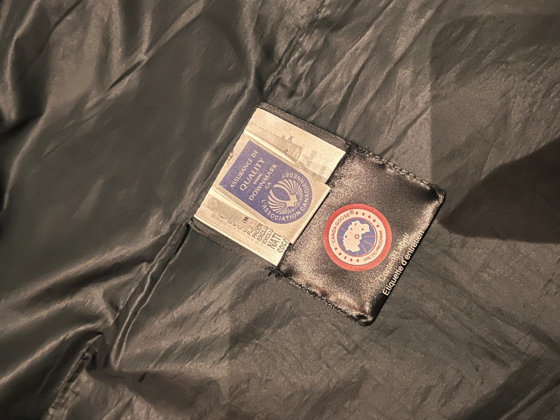 Svart dunväst från Canada Goose M - 3