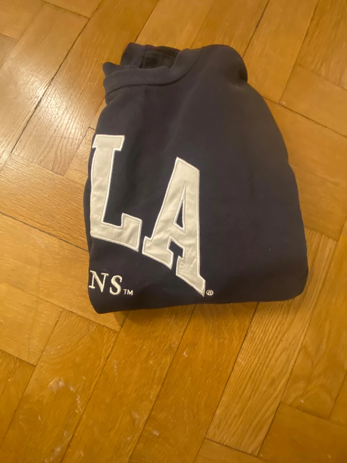 Collegetröja från HM - 1