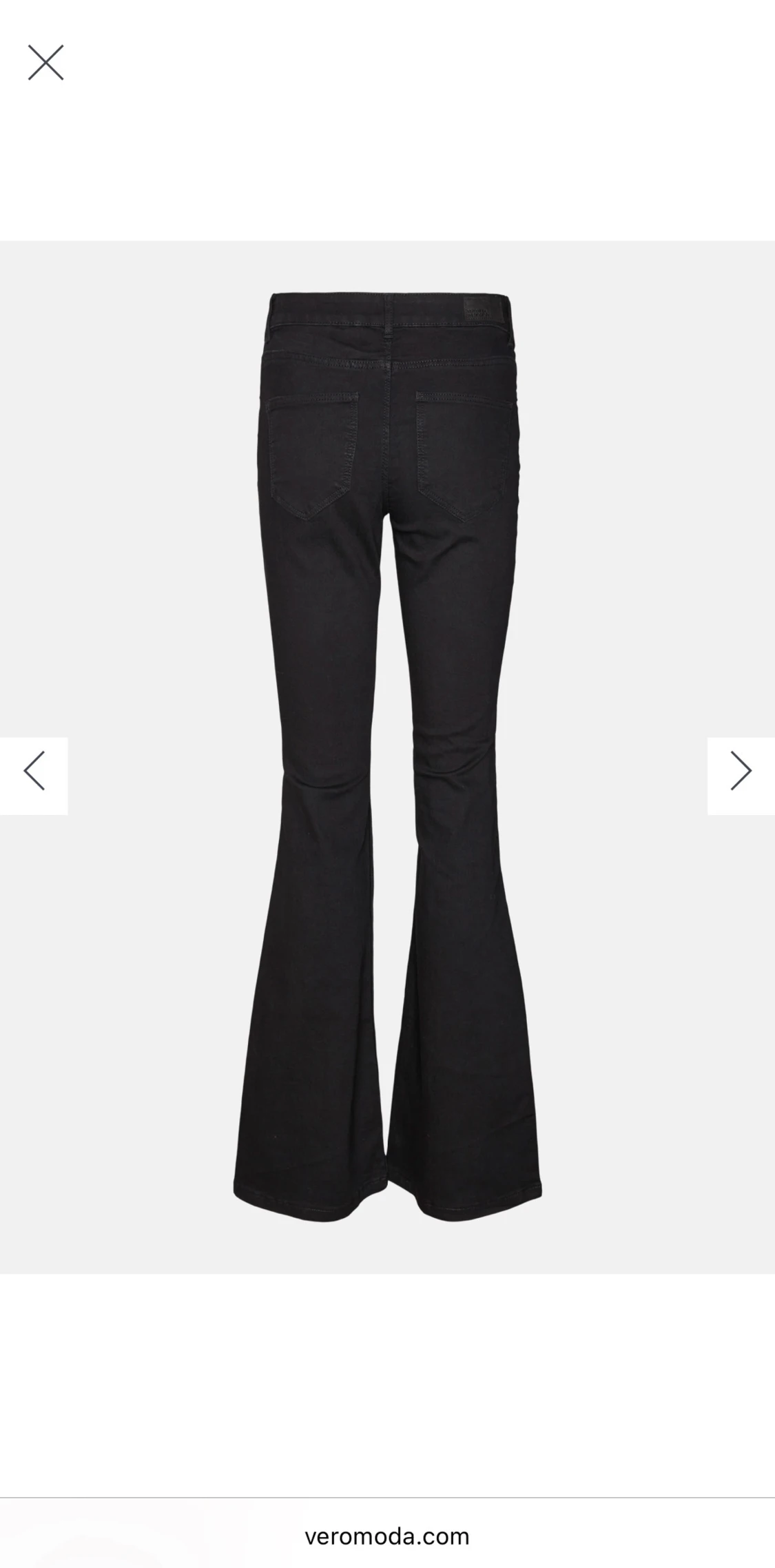Svarta lågmidjade bootcut jeans från Vero Moda - 1