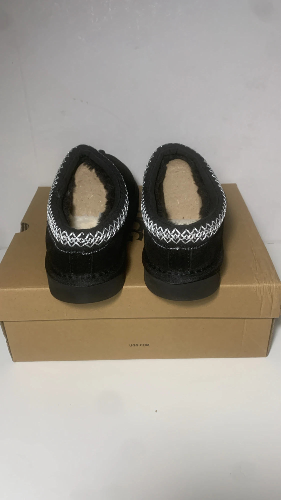 Svarta UGG slip-in mockatofflor - 1